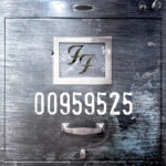 00959525 از Foo Fighters