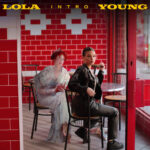 Intro از Lola Young