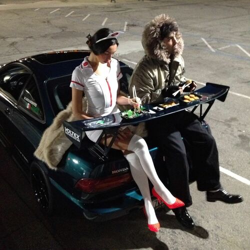 DJ از BETWEEN FRIENDS