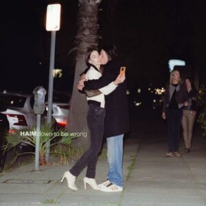 Down to be wrong از HAIM