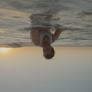 Beautiful World از Bazzi