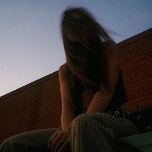 emotionally unavailable از Kami Kehoe