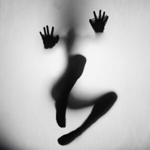 Carry Me Home از Royal & the Serpent