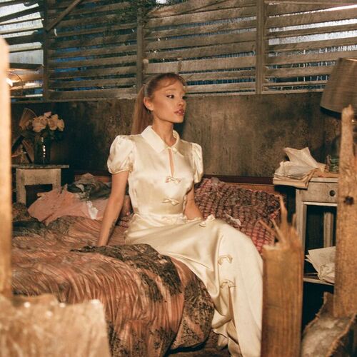 twilight zone (instrumental) از Ariana Grande