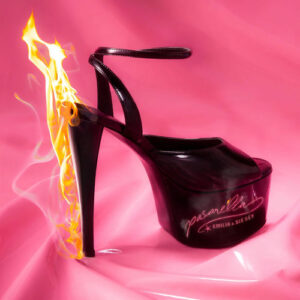 pasarella ? از Emilia