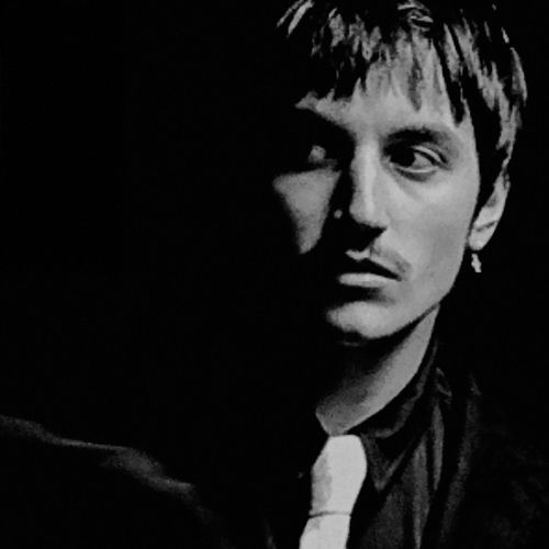 eat me alive از Artemas