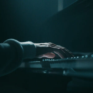 Idea 12 (Slowed + Reverb) از Gibran Alcocer