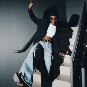 Move feat. H.E.R. از Tiara Thomas