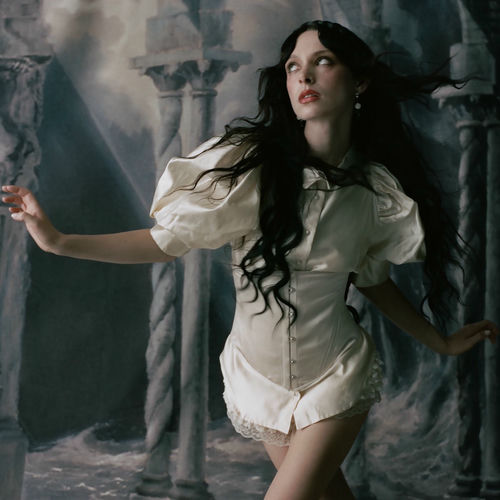 Die Happy از Holly Humberstone