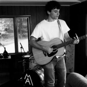 Closer To Me از Mark Ambor