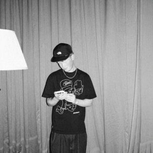 Green Light از Finn Askew