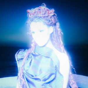 No Audience از Absolutely