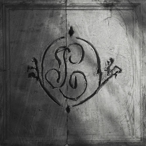 intro از Peso Pluma