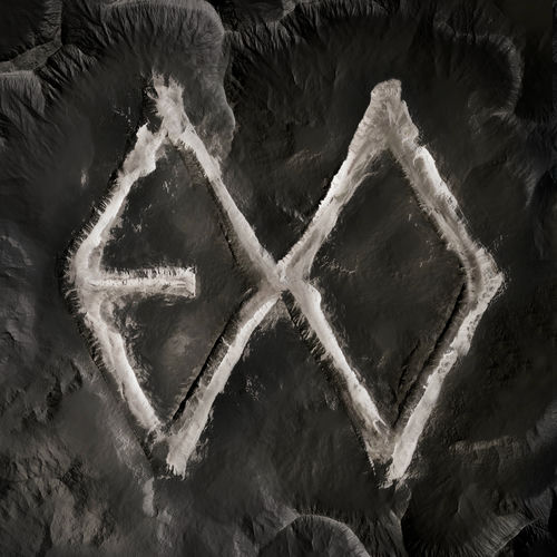 REVERXE - The 8th Album از EXO